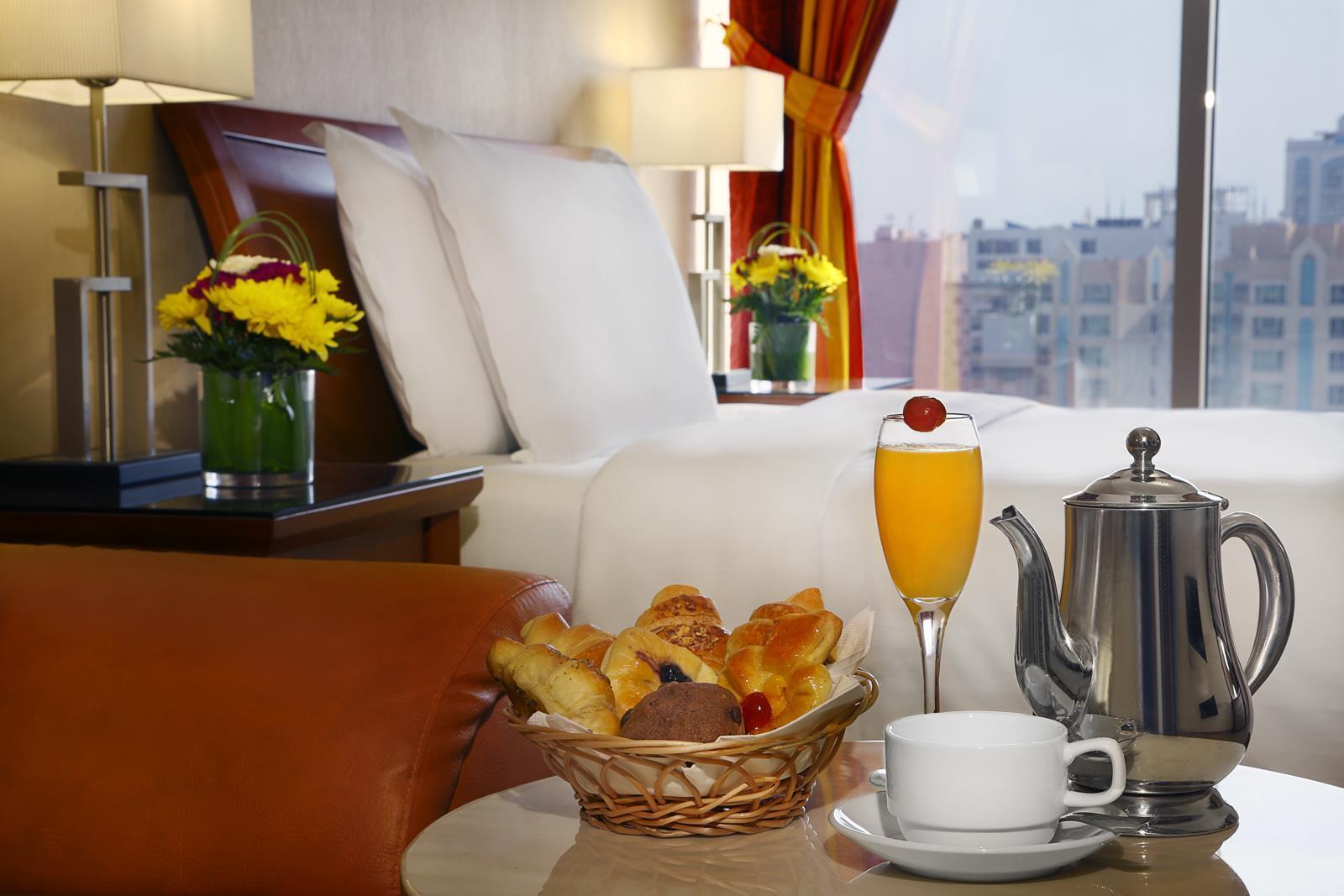 Al Safir Hotel Manama Extérieur photo