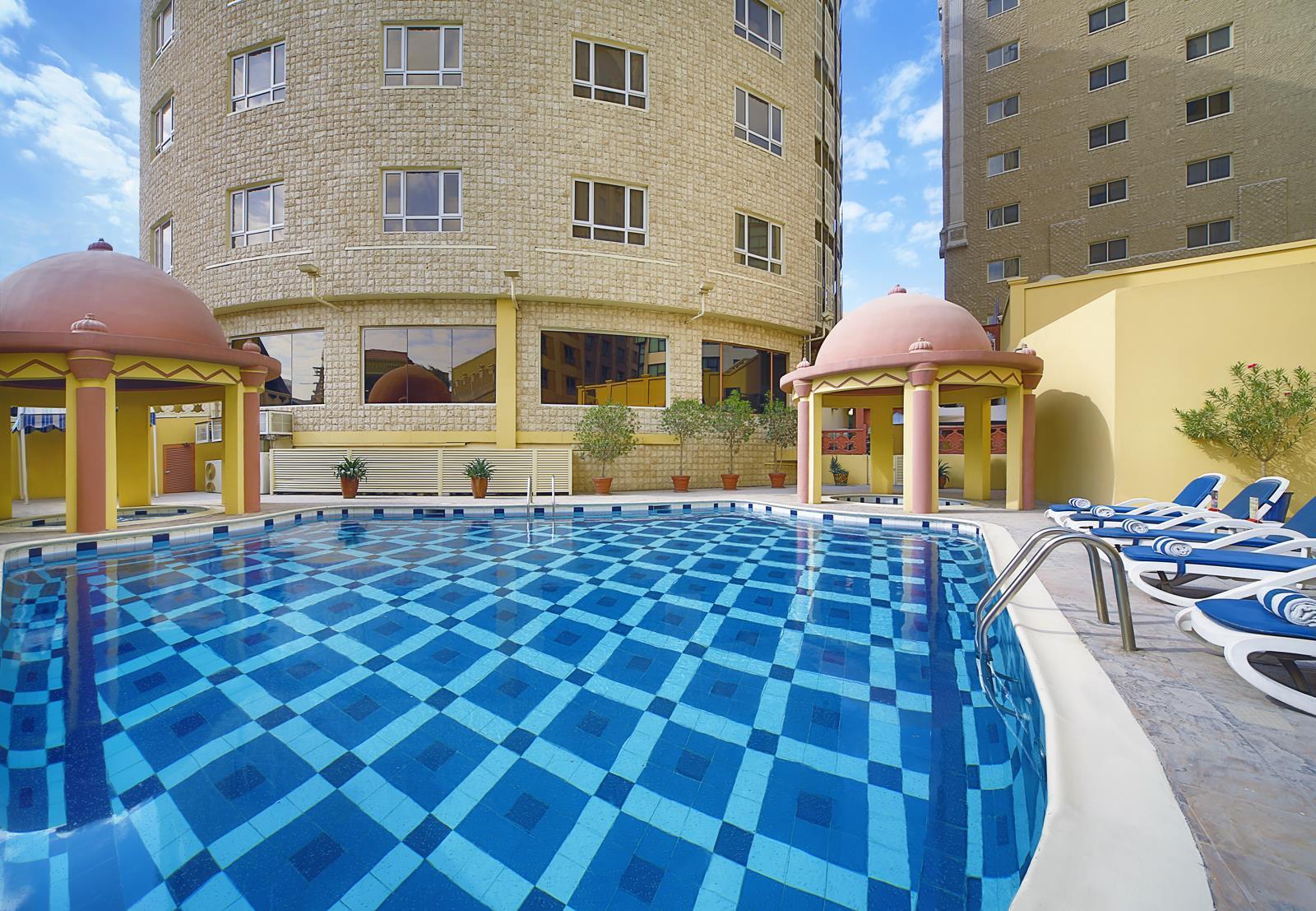 Al Safir Hotel Manama Extérieur photo