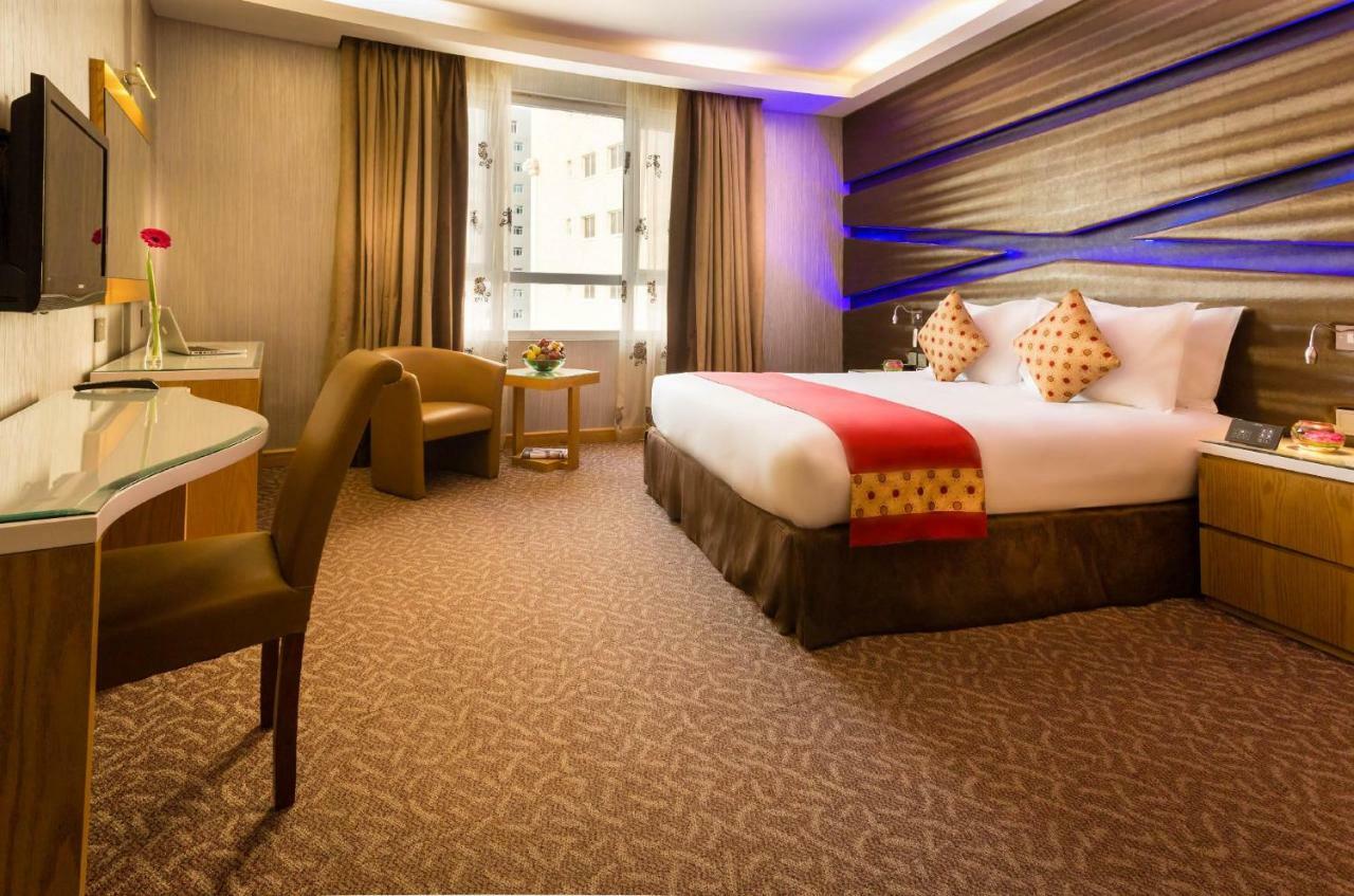 Al Safir Hotel Manama Extérieur photo